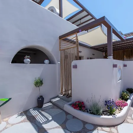 Lägenhetshotell Edem Paros Naousa