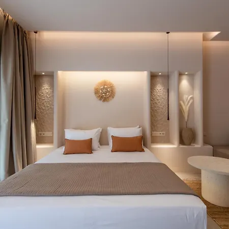 Edem Paros Lägenhetshotell Naousa