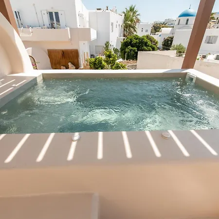 Lägenhetshotell Edem Paros Naousa