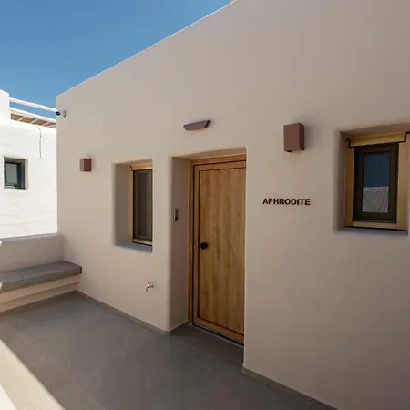 Lägenhetshotell Edem Paros Naousa