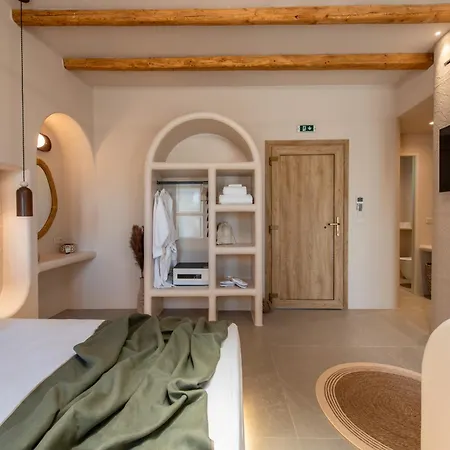 Edem Paros Lägenhetshotell 4*